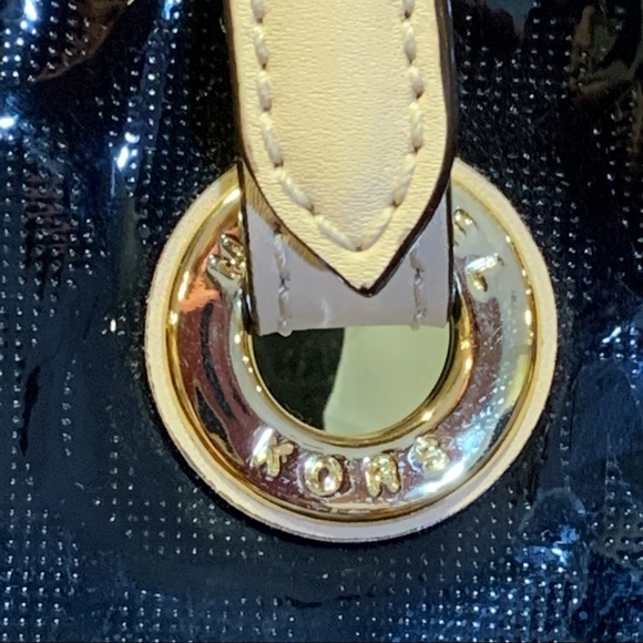 NWOT Michael Kors Black Patent Leather Tote‎ Handbag - Picture 4 of 14